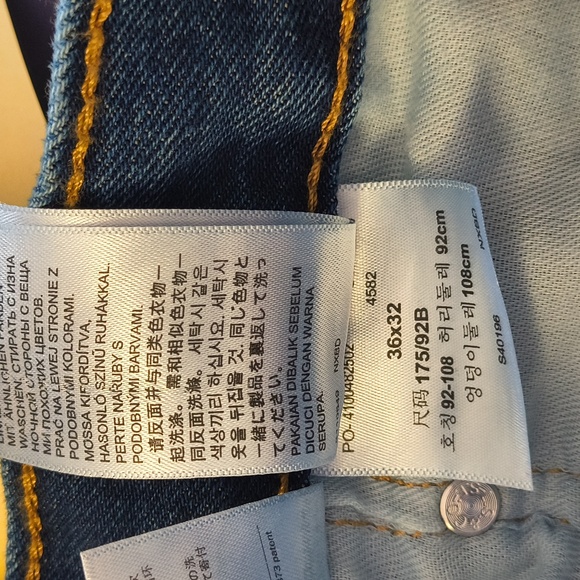 Classic Blue Men's Jeans - Picture 4 of 13